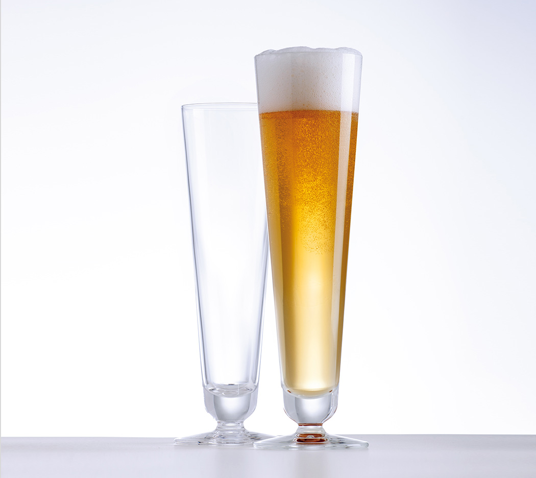 路易治高脚笛形啤酒杯系列使用场景展示